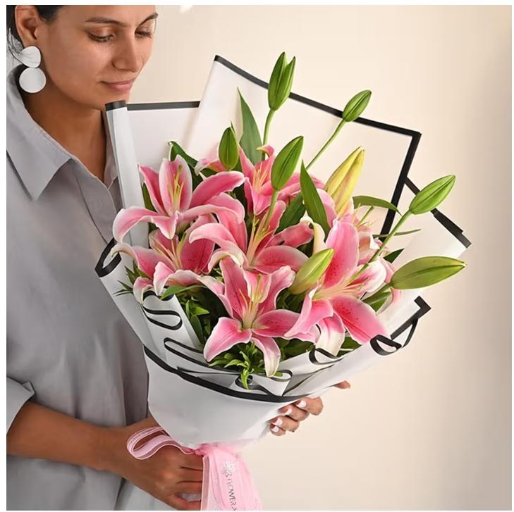 Lily bouquet - Image 2