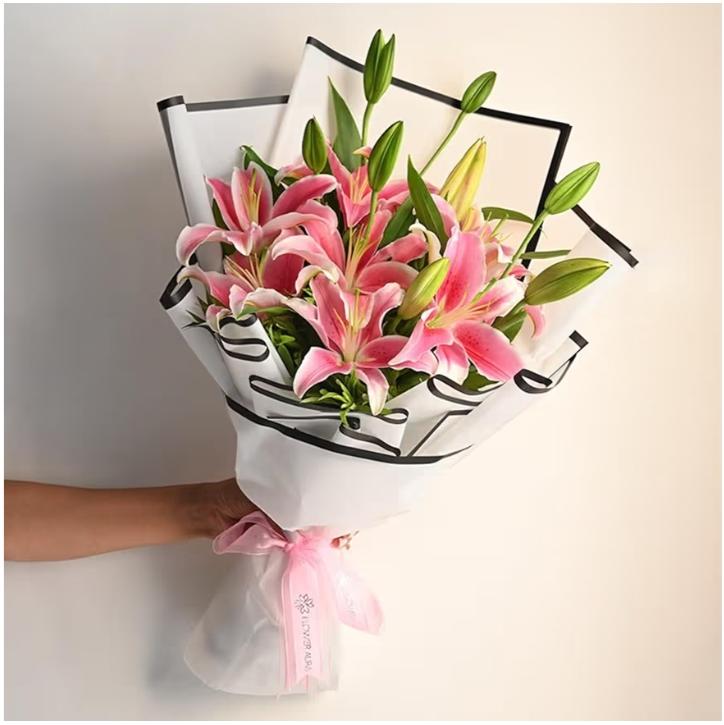 Lily bouquet - Image 4